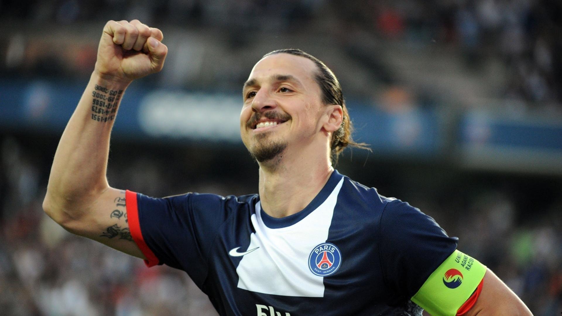 洛国富挥别广州启程返巴西，中超生涯落幕，国足前路再引关注